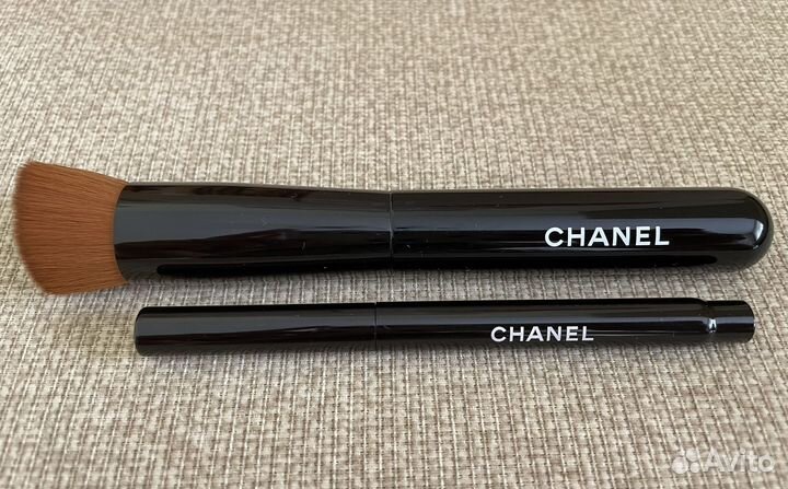Кисти для макияжа Chanel