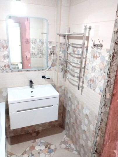 2-к. квартира, 52 м², 6/9 эт.