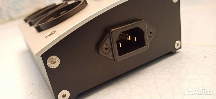 Распределитель питания Furutech