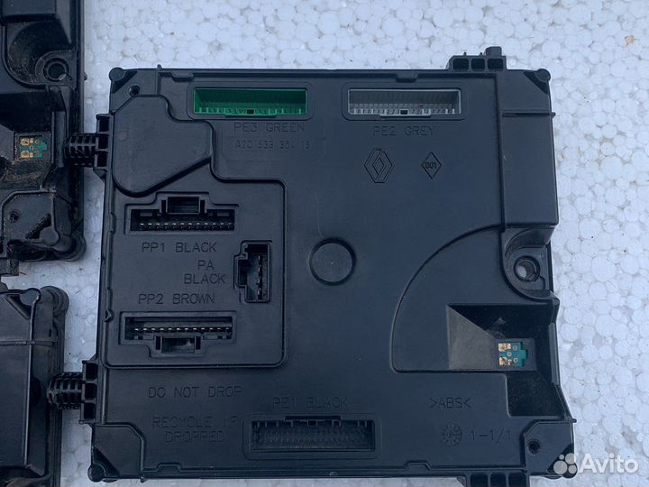 Блок комфорта renault laguna 3 L3