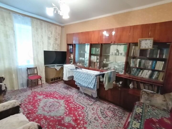 2-к. квартира, 54 м², 2/5 эт.