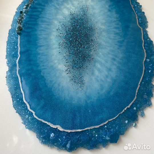 Поднос, подставка с кристаллическим краем из смолы