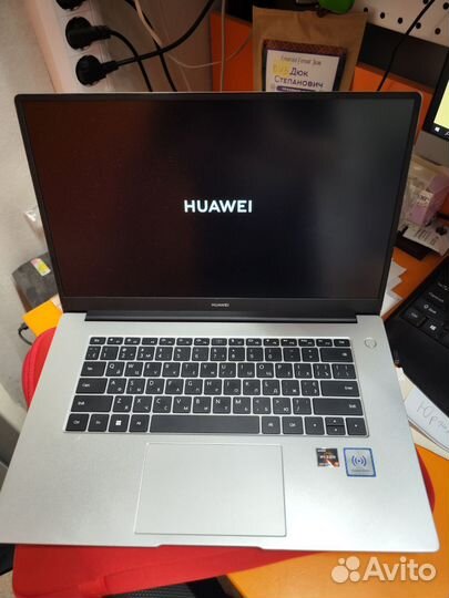 Huawei matebook d15 ryzen 5