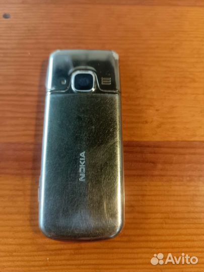 Телефон Nokia 6700 gold