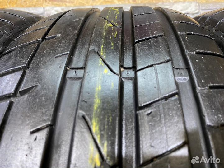 Starmaxx Ultrasport ST760 215/55 R17