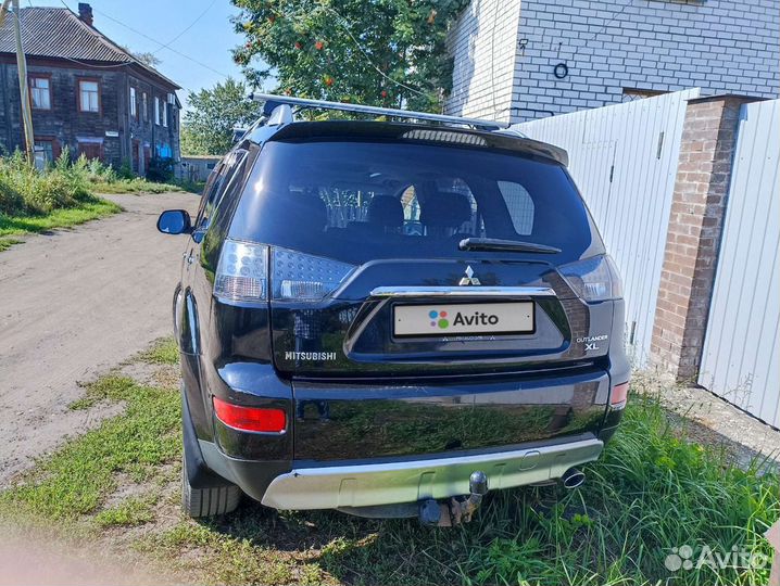 Mitsubishi Outlander 2.4 CVT, 2008, 300 000 км