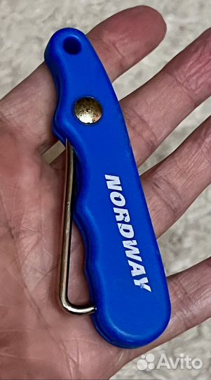 Крюк для зашнуривания коньков