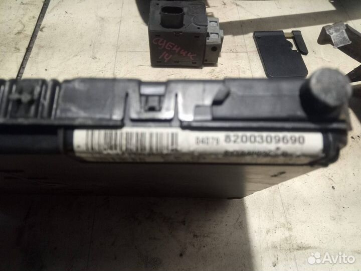 Блок управления двигателем Renault Scenic 2 JM1F