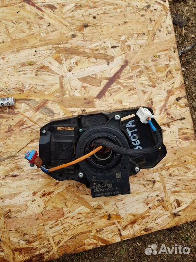 Шлейф подрулевой LADA Vesta