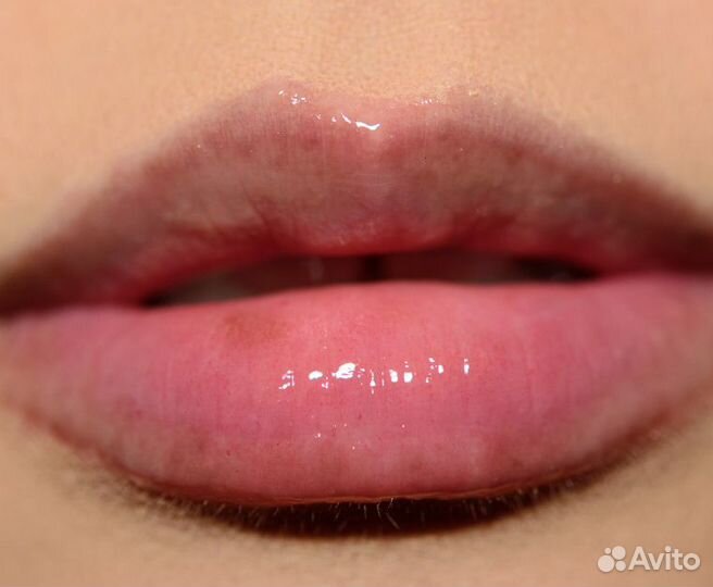 Chanel блеск для губ 792 Aphrodite