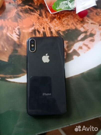 iPhone X, 64 ГБ