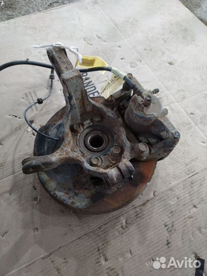 Ступица Nissan X-trail DNT31 (Переднее Левое)