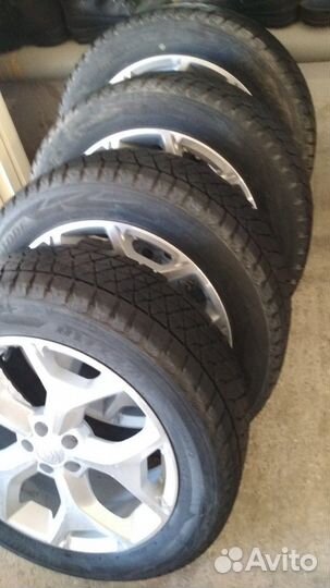 Bridgestone Blizzak DM-V2 225/55 R18 98