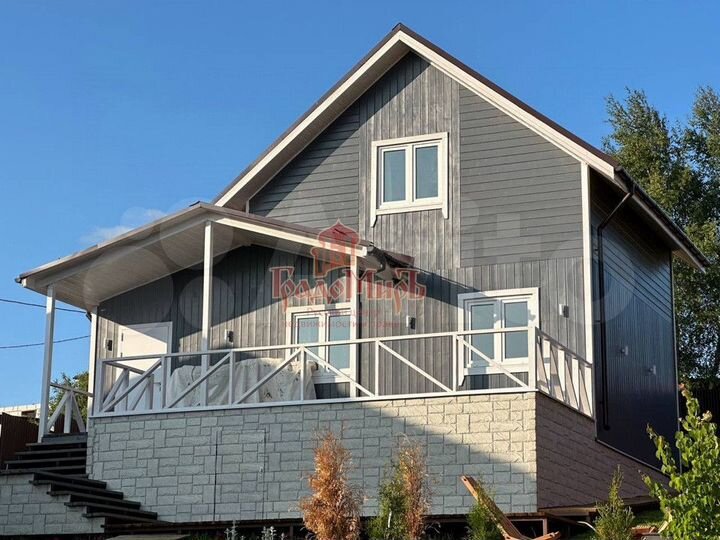 Дом 100 м² на участке 5,5 сот.