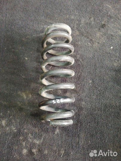 Пружина задняя Suzuki Grand Vitara TD54W J20A 2007