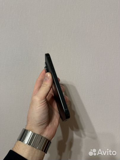 iPhone 16 Pro, 256 ГБ