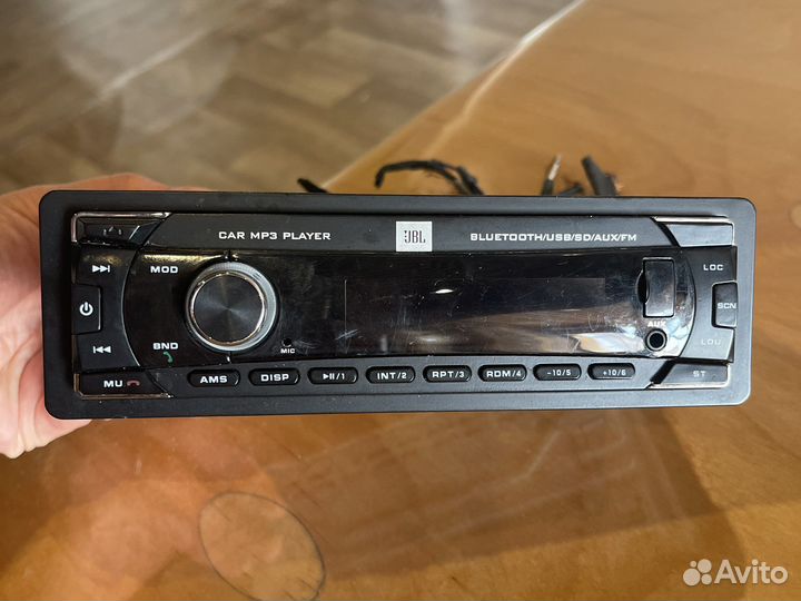 Автомагнитола JBL
