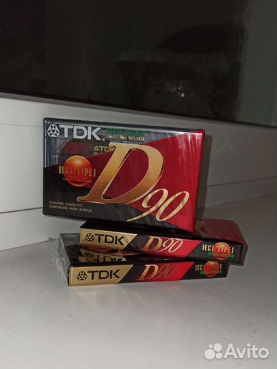Аудиокассета TDK D90