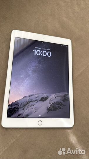Apple iPad 5 Wi-Fi + Cellular 32 гб