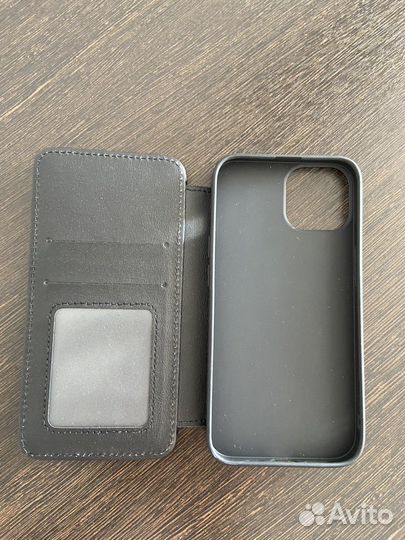 Чехол на iPhone 14