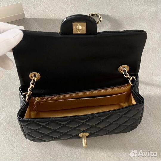 Сумка Chanel женская