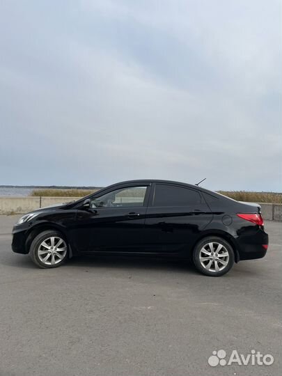 Hyundai Solaris 1.6 AT, 2012, 171 000 км