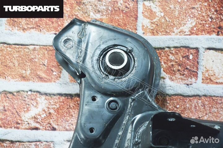 Балка под двс передняя Toyota Harrier MCU15 1mzfe