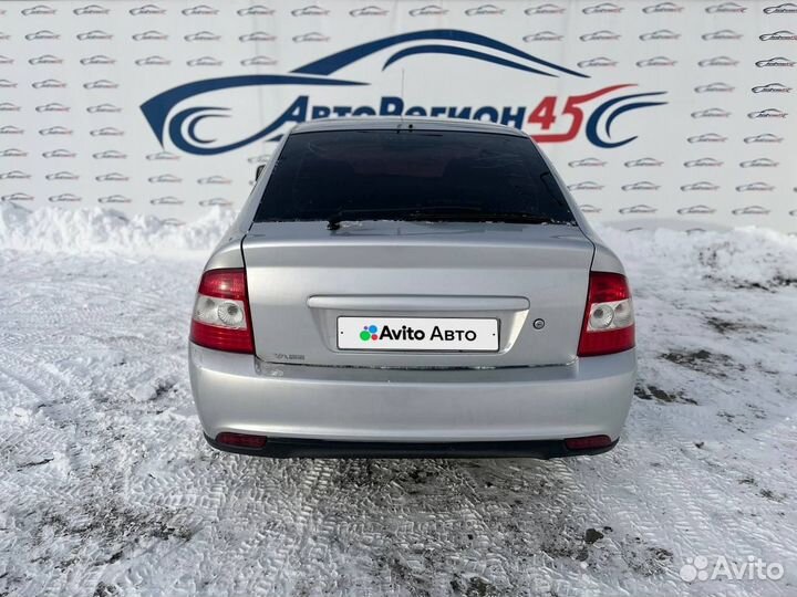 LADA Priora 1.6 МТ, 2011, 174 000 км