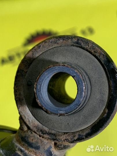 Амортизатор задний Kia Rio 3 QB G4FC 2015