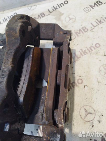 Суппорт тормозной передний правый Mercedes R-Class