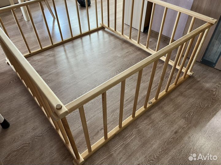 Манеж детский деревянный