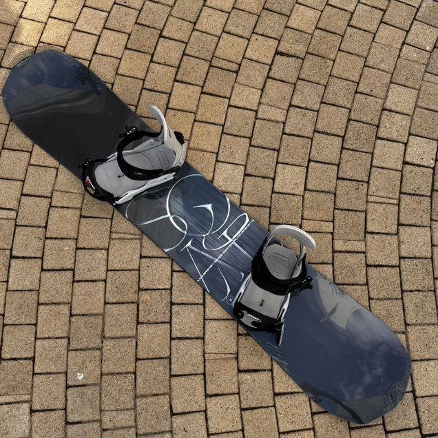Сноуборд новый Drake 160W + креп. Drake L\XL