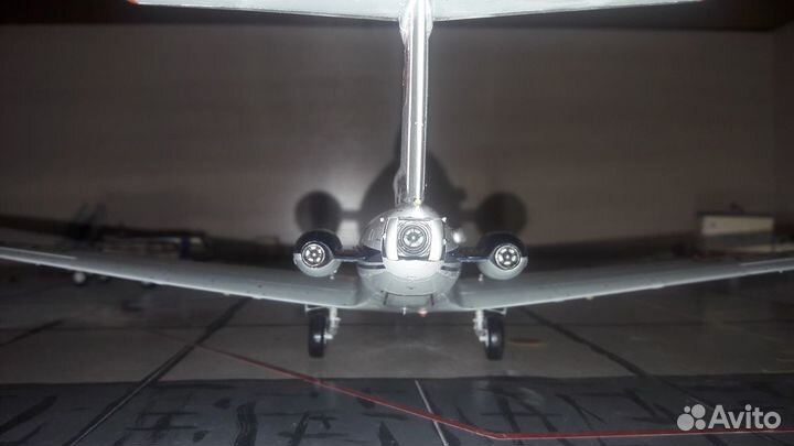 Як-40 в М.1:72 аэрофлот 80тых (средней серии)