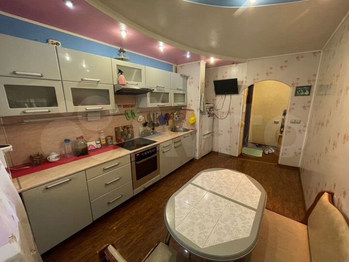 2-к. квартира, 56 м², 6/9 эт.