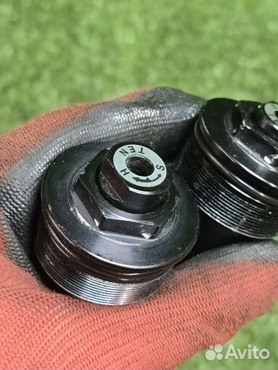 Пробки вилки Honda VFR 800 RC79 2015+