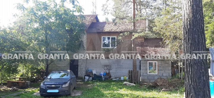 Дом 140 м² на участке 6,3 сот.