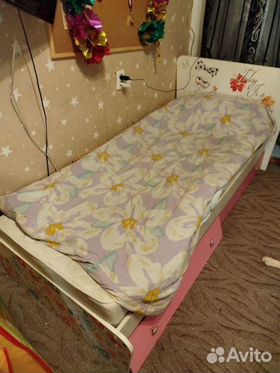Кровать для девочки бу