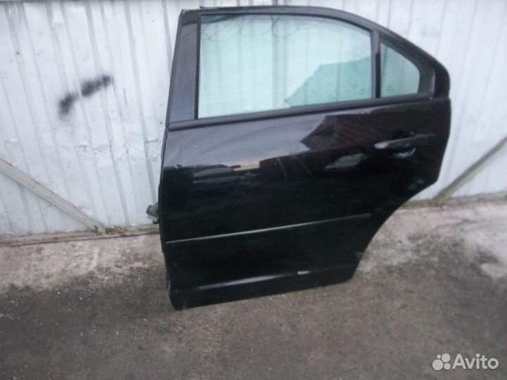 Ford Fusion 2007 дверь левая задняя в сборе черная