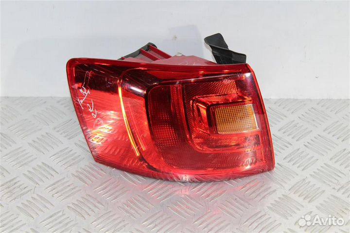 Фонарь задний левый Volkswagen Jetta 2010-2018