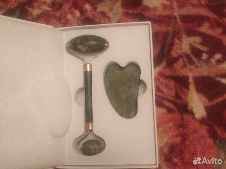 Скребок гуаша и ролик