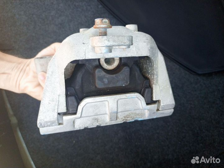 Опора двигателя skoda octavia а4 тур