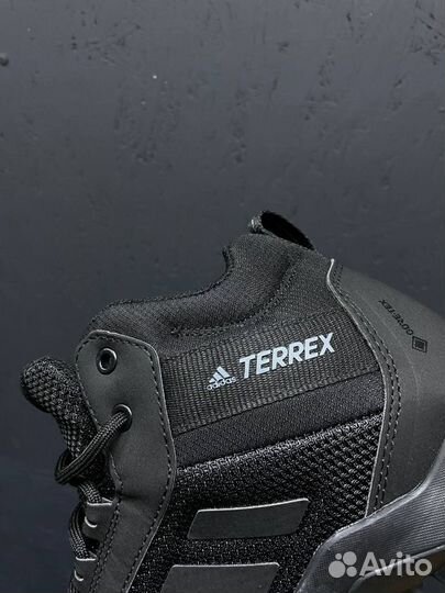 Ботинки мужские Adidas Terrex AX3 Mid Черные