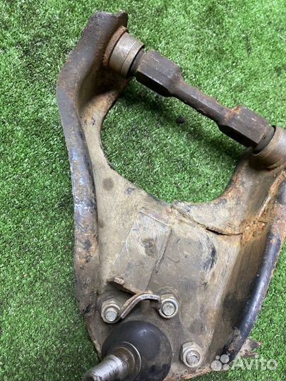 Рычаг подвески передний левый Great Wall Hover H2