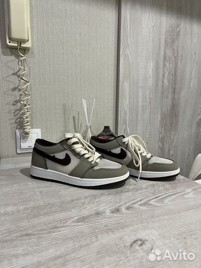Кроссовки nike