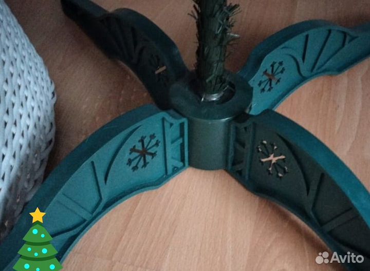 Искусственная елка новогодняя 210 см