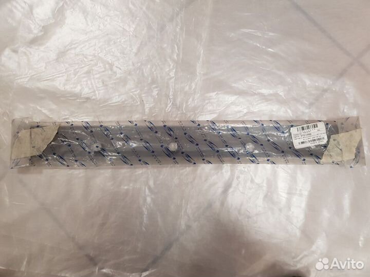 Молдинг зад. левой двери Hyundai Accent 2000-2006