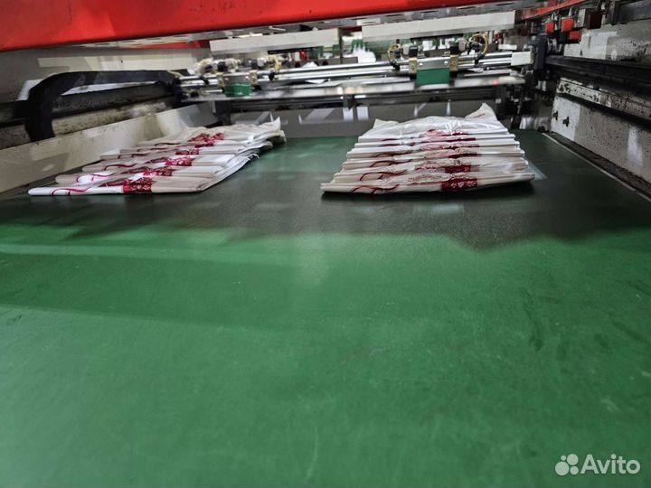 Упаковщик(упаковцица) полиэтиленовых пакетов