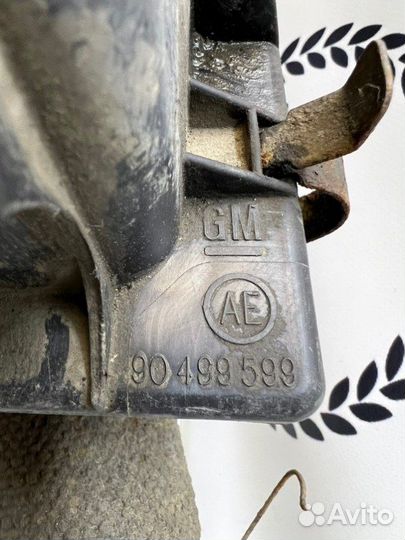 Корпус воздушного фильтра Opel Vectra B X16XEL 1.6