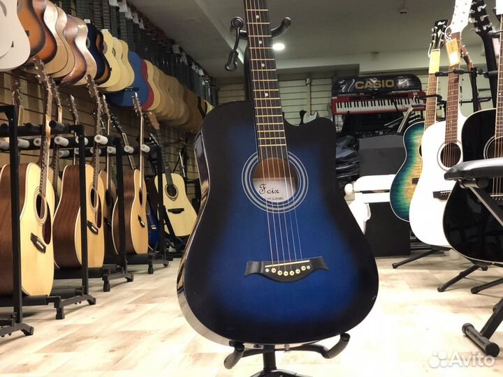 Гитара акустическая синяя