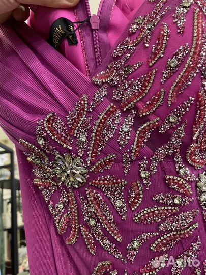 Вечернее платье